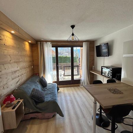 Chaleureux Appartement Moderne Briancon  Luaran gambar