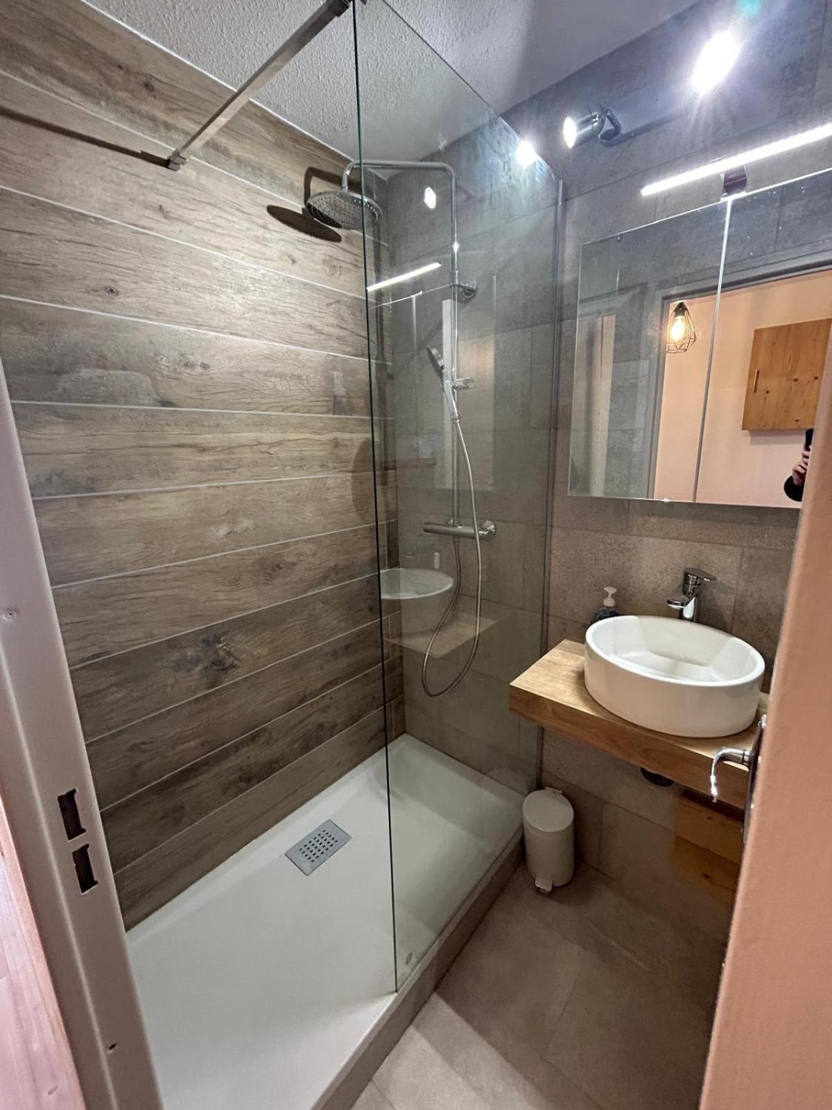Chaleureux Appartement Moderne Briancon  Luaran gambar